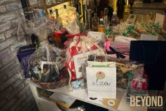 09-12-1-25-Christmas-Party-IMG_7406