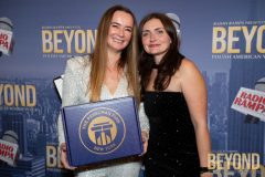 79-12-1-25-Christmas-Party-HV2A6596