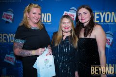 80-12-1-25-Christmas-Party-HV2A6612