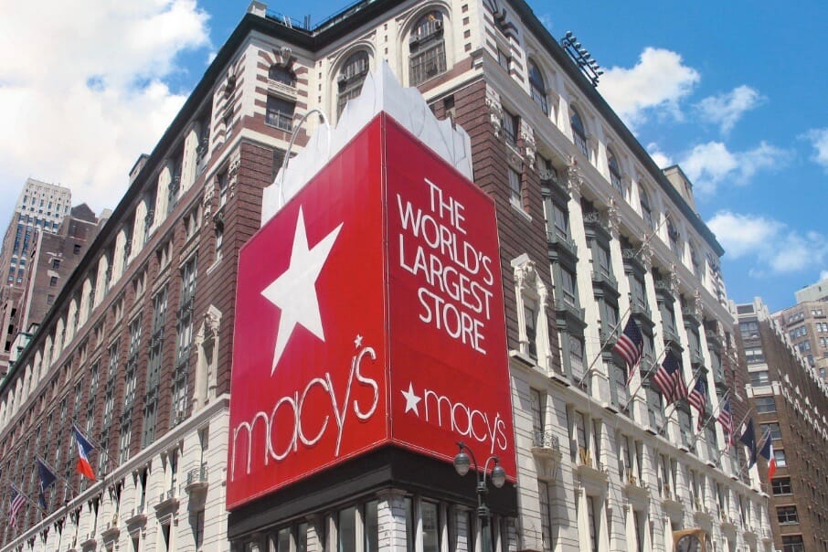 Internet znowu wygrywa: Macy's zamyka 100 sklepów w USA