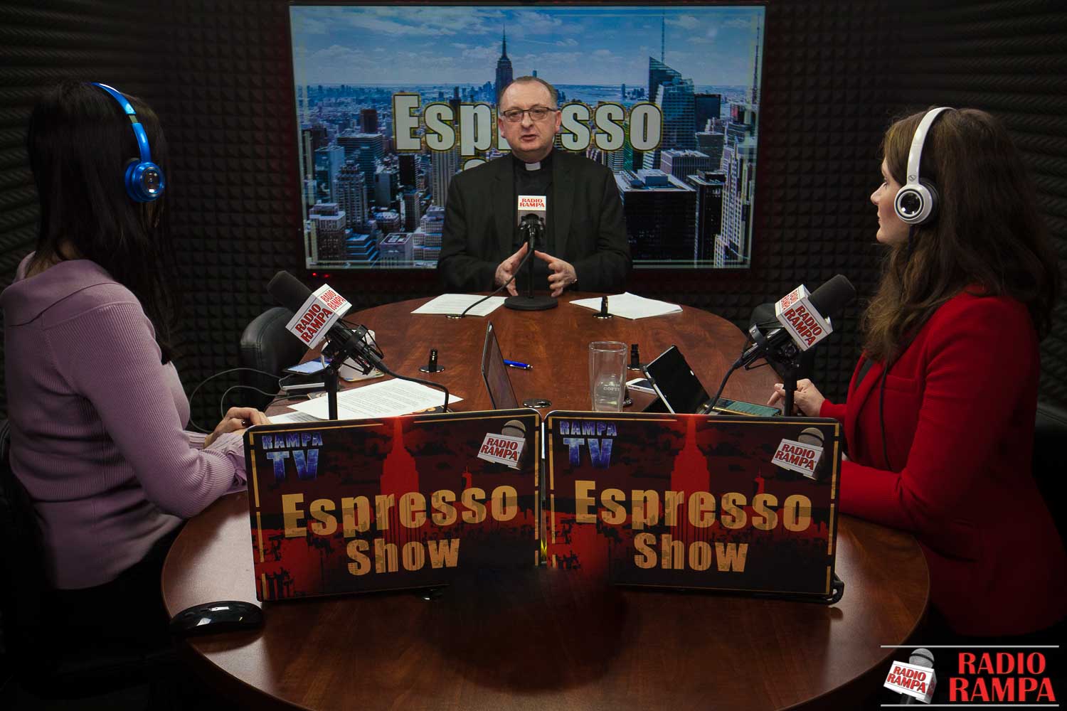 Espresso Show 2-16-18 Więzienie Rikers – zamykać czy nie? Ojciec Stanisław Czerwonka – opowieści z Auschwitz Birkenau