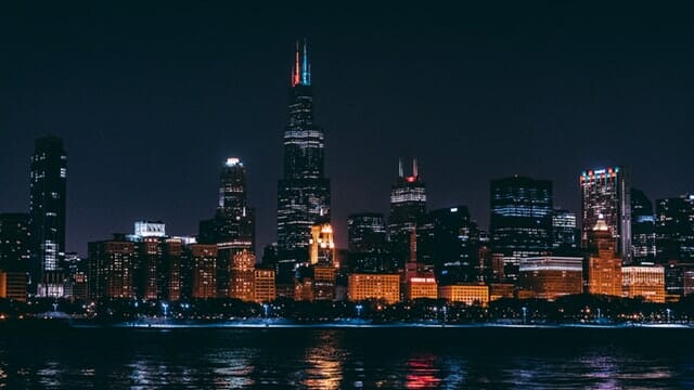 Chicago najbardziej skorumpowanym miastem w USA; Nowy Jork króluje wśród stanów