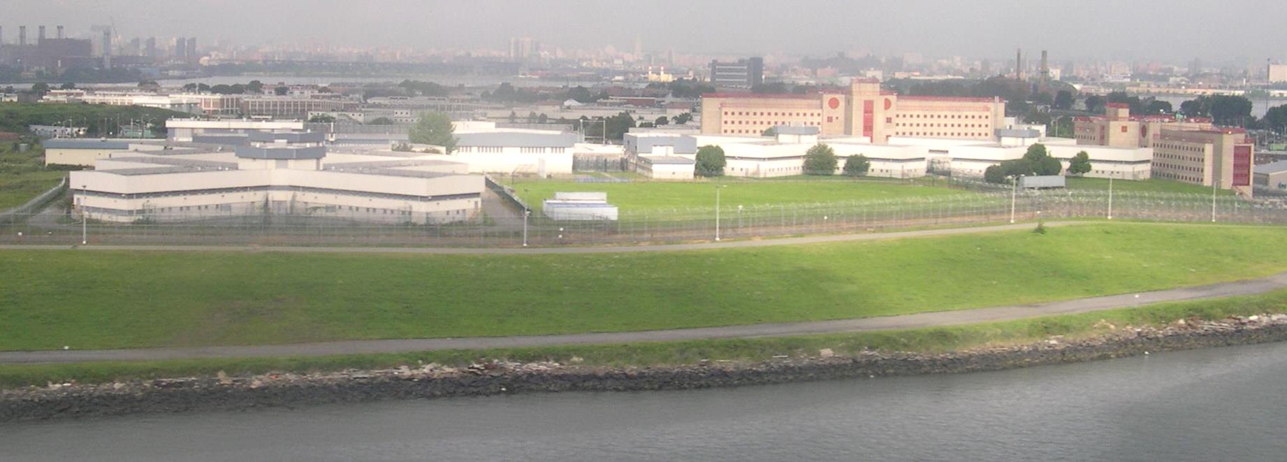 Lokalne więzienia zamiast Rikers Island