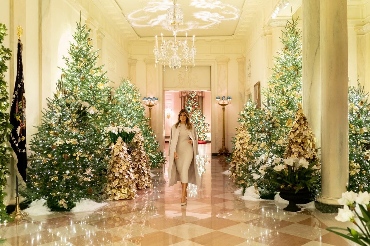 Biały Dom gotowy na święta – Pierwsza Dama zaprezentowała nowe dekoracje