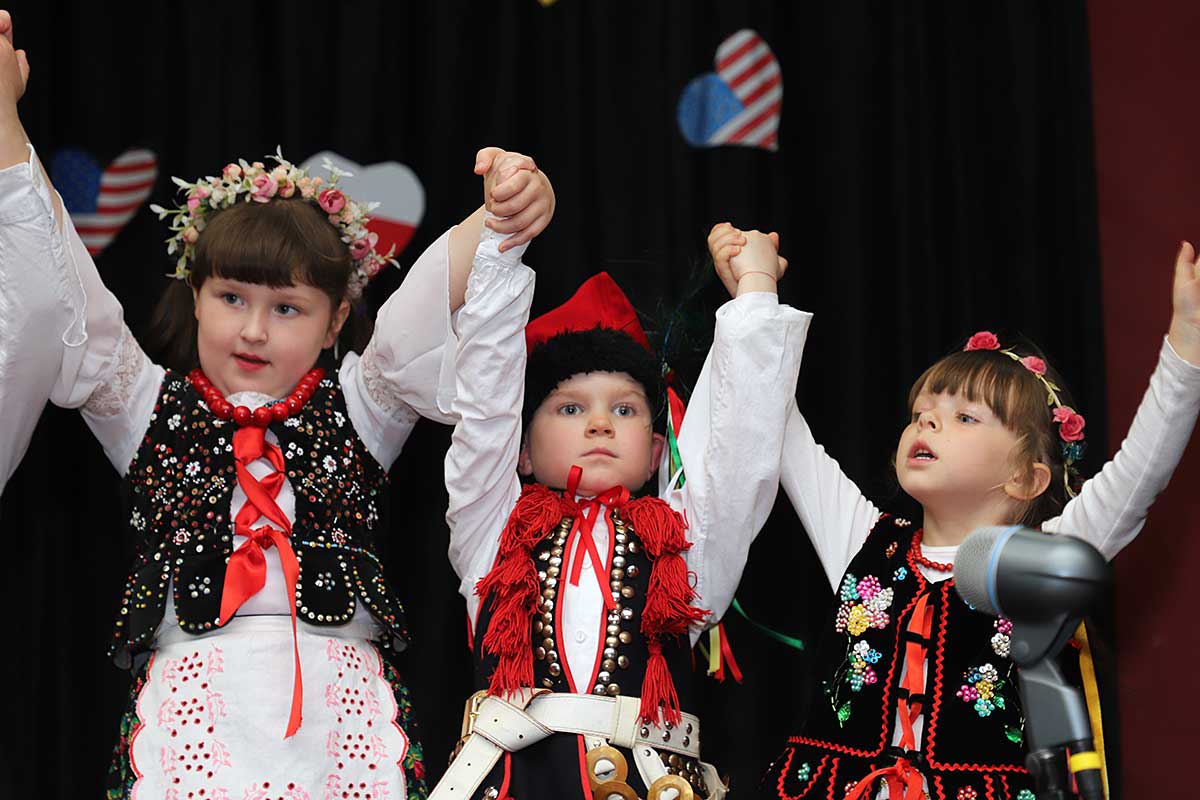 Serce Polonii biło jednym rytmem dla Ukrainy – Wielki koncert w Centrum Polsko – Słowiańskim