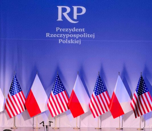 Na Żywo: Spotkanie Prezydenta RP Karola Nawrockiego i Pierwszej Damy Marty Nawrockiej z Polonią – NYC